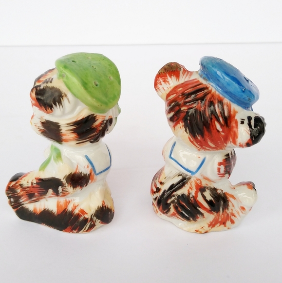 Salt & Pepper Bear Shakers CUTE, WEIRD, FUN - Picture 2 of 5